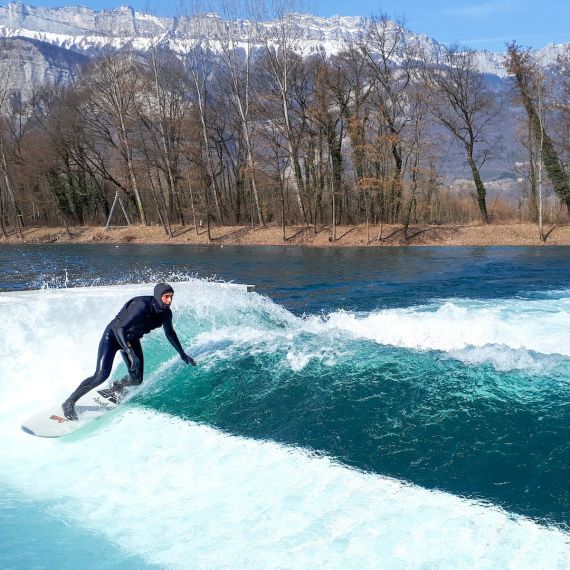 The advantages of our FlowSurf™ surf wave: