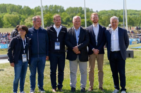 Hydrostadium et FFCK