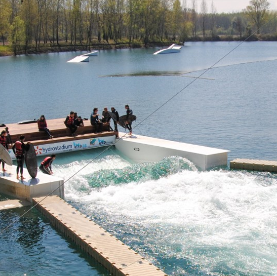 Hydrostadium technology for artificial waves