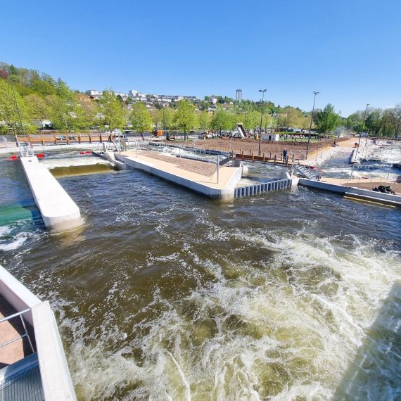 Whitewater course